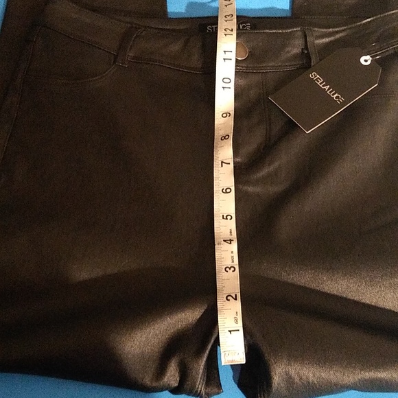 BNWT Stella Luce black faux leather jeans/ pants size medium - Picture 4 of 7